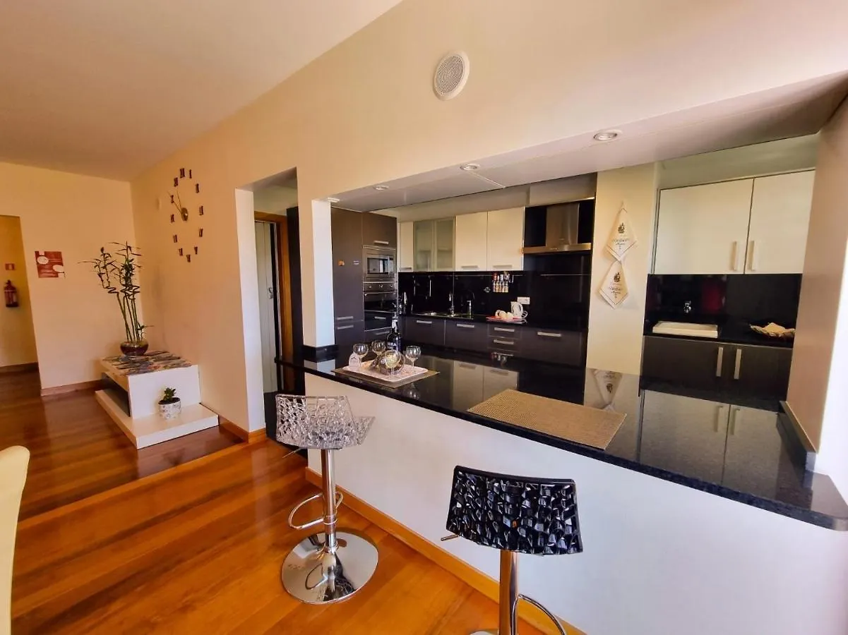 Panoramic Sunrise And Sunset Views, 5 Min From Funchal, Perfect Getaway For Travelers Apartment